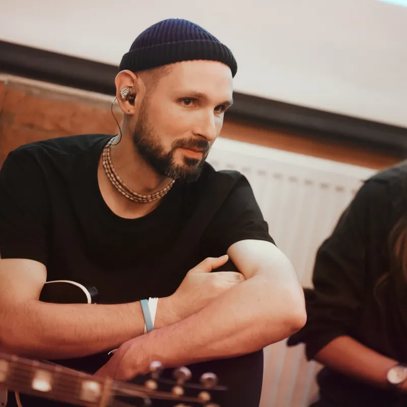 1_72 Large.jpeg